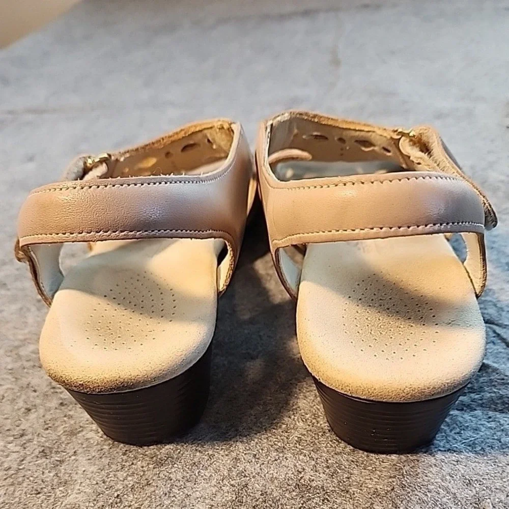 SAS Tripad Comfort Womens Beige Leather Floral Laser Cut Slingback Wedge Sandals